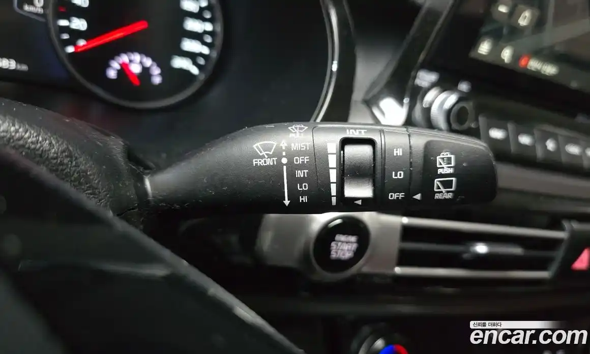 Kia Seltos 2020 1.6 Автомат в Москве № 15785, фото 17