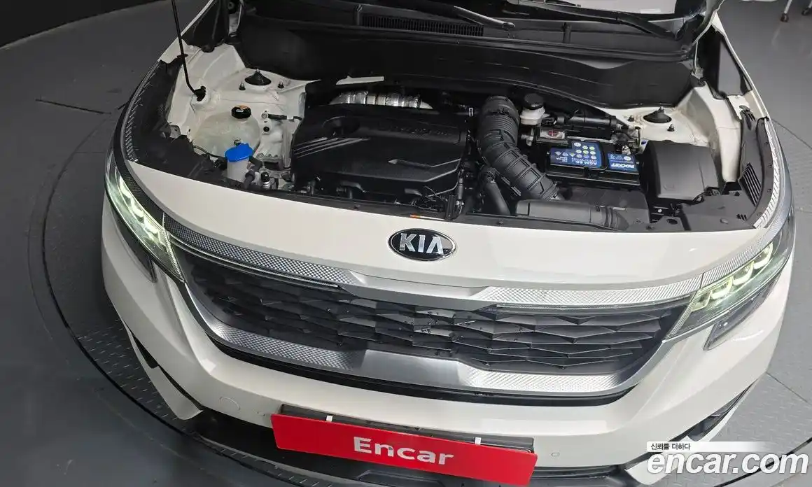 Kia Seltos 2020 1.6 Автомат в Москве № 15785, фото 19