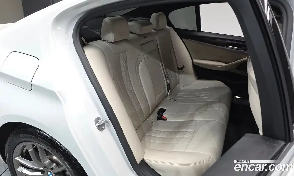 BMW 5-Series 2020 2.0 Автомат в Москве № 158106, фото 15