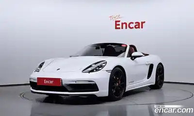 Porsche 718, 2023