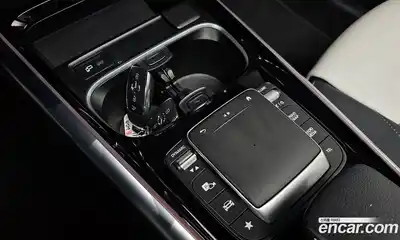 Mercedes-Benz GLA-Class 2023 2.0 Автомат в Москве № 160372, миниатюра 9