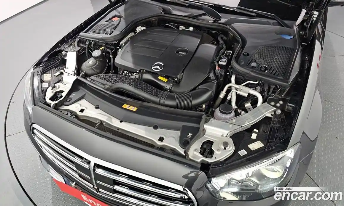 Mercedes-Benz E-Class 2023 2.0 Автомат в Москве № 161158, фото 11