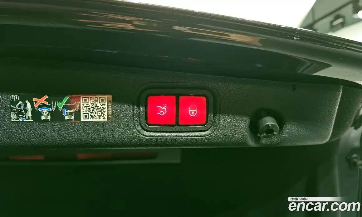 Mercedes-Benz E-Class 2023 2.0 Автомат в Москве № 161158, фото 4