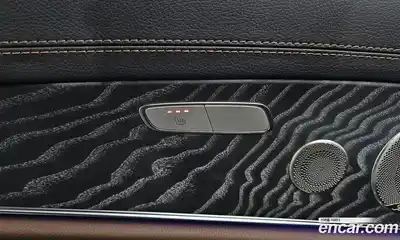 Mercedes-Benz E-Class 2023 2.0 Автомат в Москве № 161158, миниатюра 9