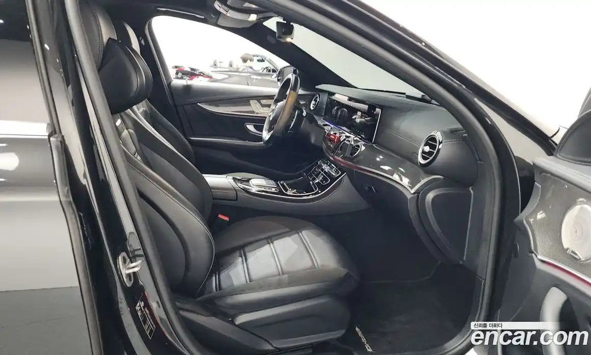 Mercedes-Benz E-Class 2021 3.0 Автомат в Москве № 161446, фото 18