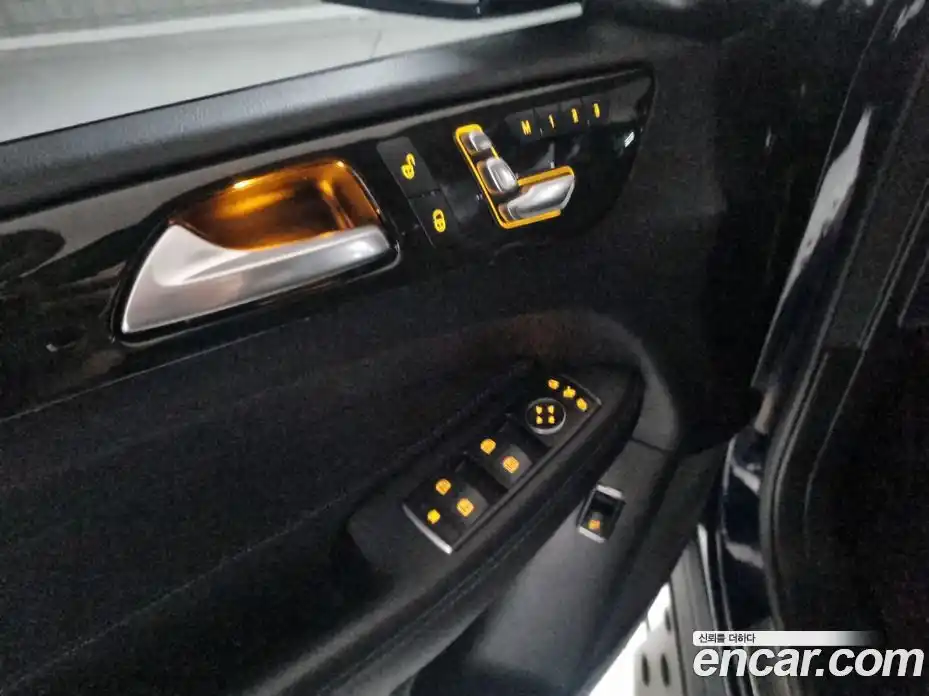 Mercedes-Benz GLE-Class 2018 3.5 Автомат в Москве № 161630, фото 12