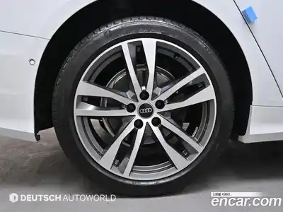 Audi A6 2023 2.0 Автомат в Москве № 162687, миниатюра 6