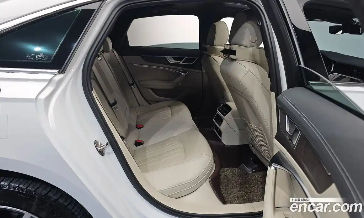 Audi A6 2020 3.0 Автомат в Москве № 163276, фото 12