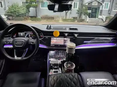 Audi Q8 2023 3.0 Автомат в Москве № 163944, миниатюра 12