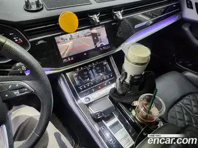 Audi Q8 2023 3.0 Автомат в Москве № 163944, миниатюра 9