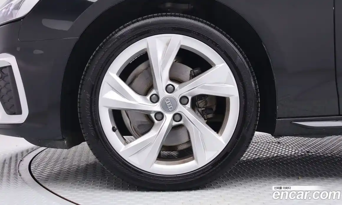 Audi A4 2020 2.0 Автомат в Москве № 164035, фото 5