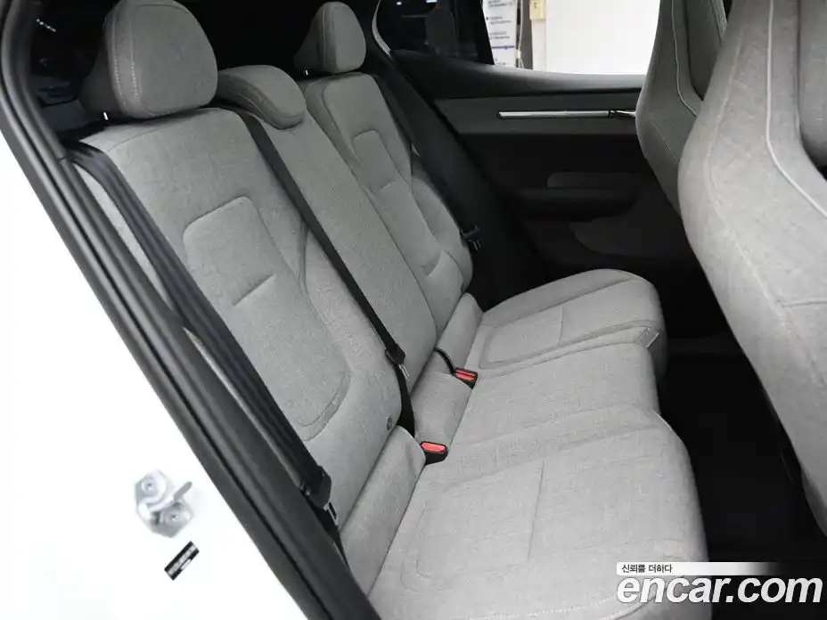 Volvo EX30 2025 0.2 Автомат в Москве № 164134, фото 12