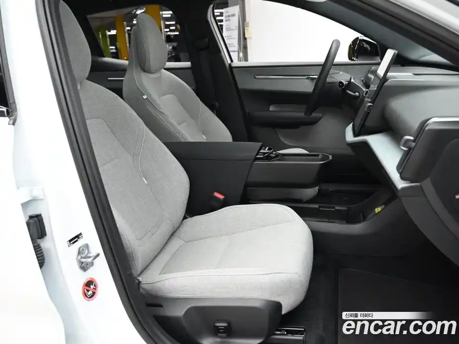 Volvo EX30 2025 0.2 Автомат в Москве № 164134, фото 10