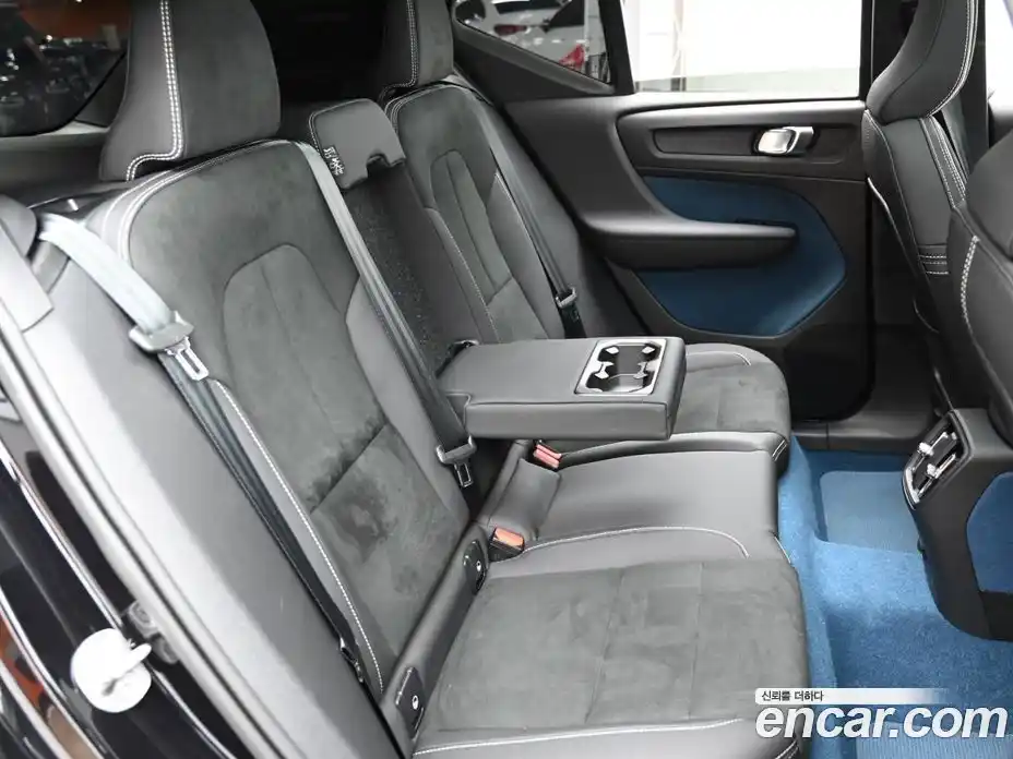 Volvo XC40 2024 0.2 Автомат в Москве № 164294, фото 12