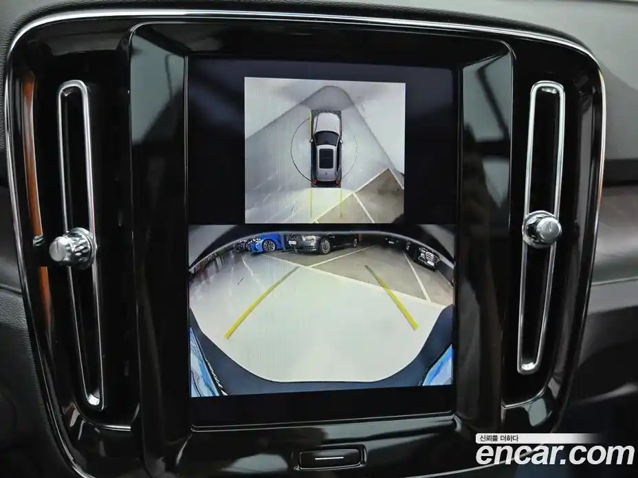 Volvo XC40 2024 0.2 Автомат в Москве № 164294, фото 15