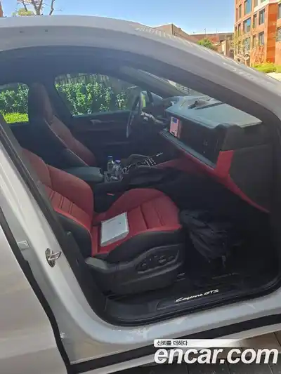 Porsche Cayenne 2025 4.0 Автомат в Москве № 164897, миниатюра 9