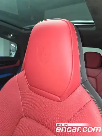 Porsche Cayenne 2025 4.0 Автомат в Москве № 164897, миниатюра 10