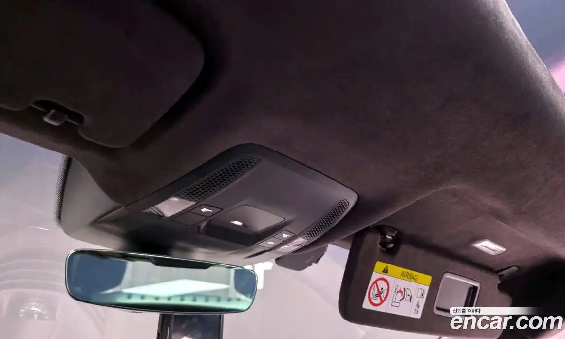 Porsche Taycan 2023 0.1 Автомат в Москве № 165280, фото 17