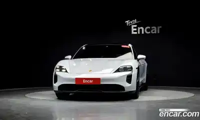 Porsche Taycan 2023 0.1 Автомат в Москве № 165280, миниатюра 4