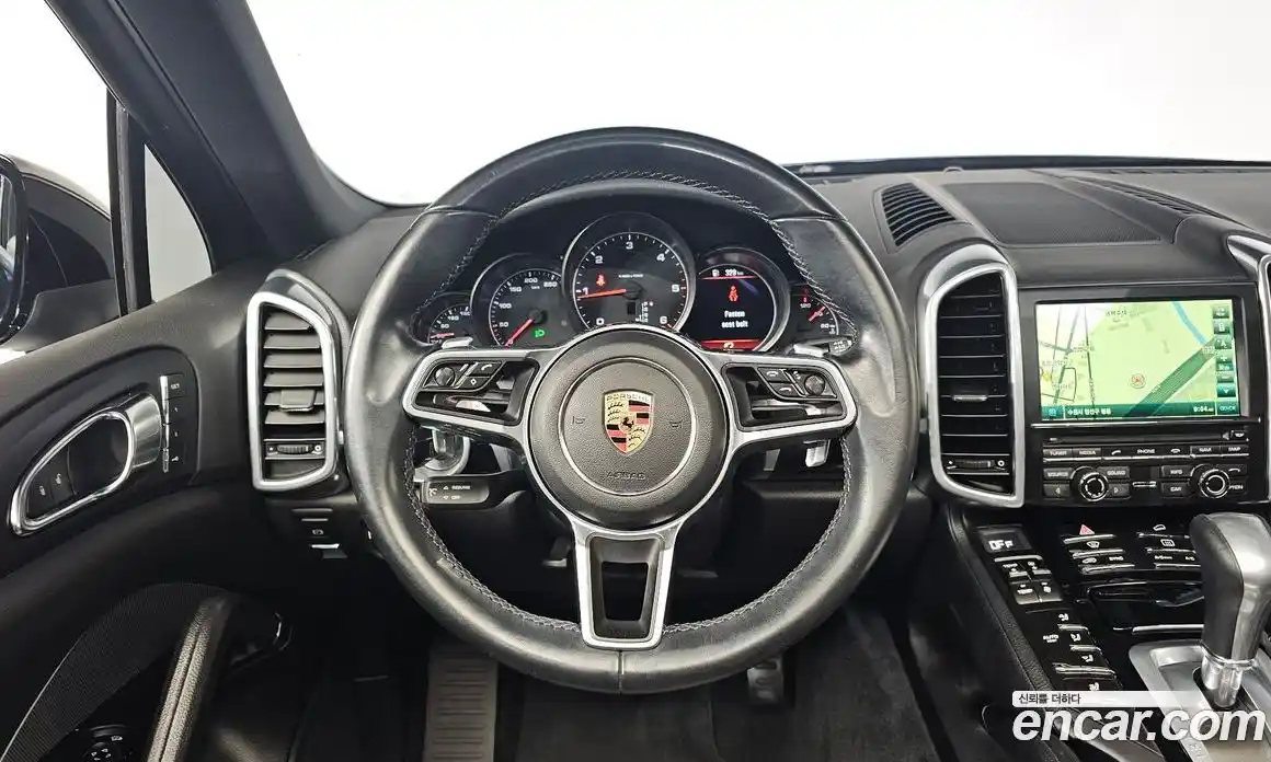 Porsche Cayenne 2016 3.0 Автомат в Москве № 165329, фото 15