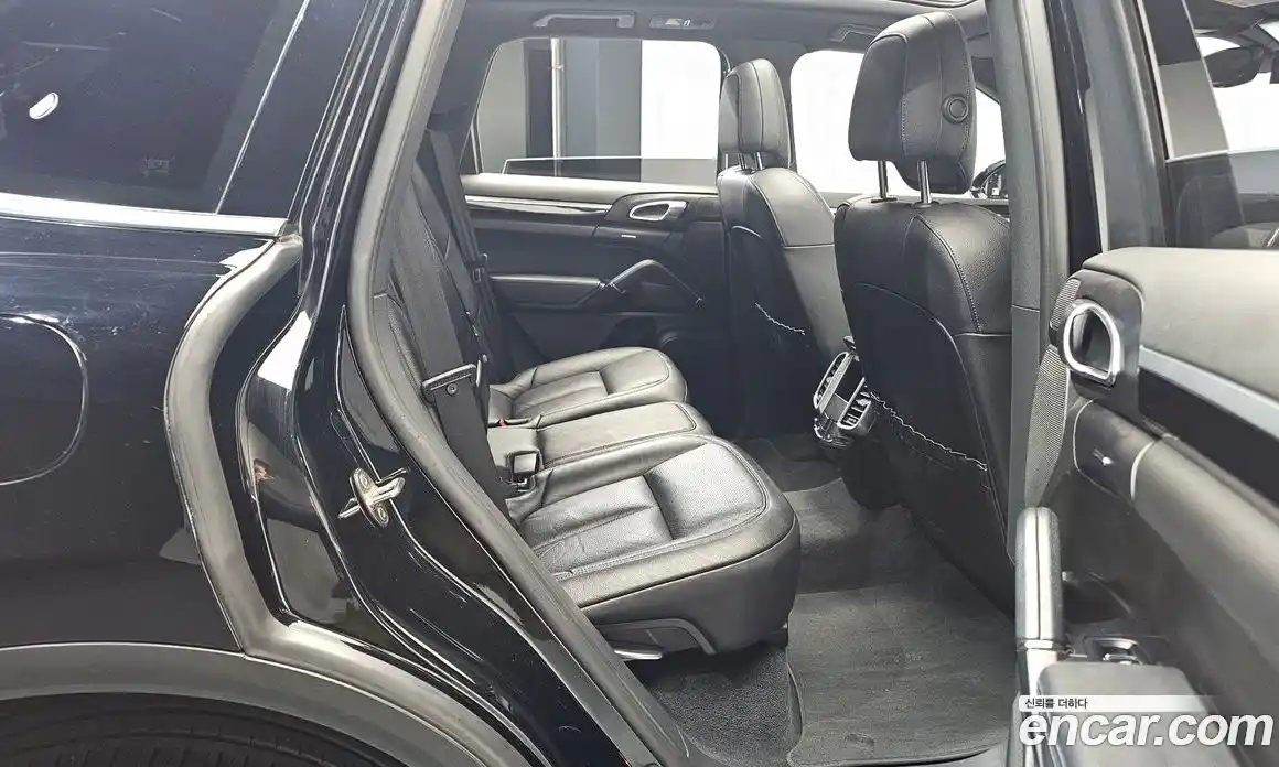 Porsche Cayenne 2016 3.0 Автомат в Москве № 165329, фото 16