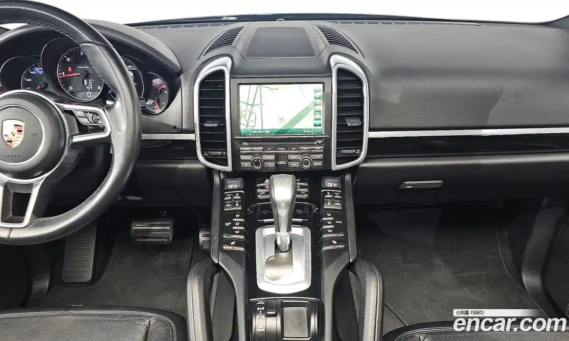 Porsche Cayenne 2016 3.0 Автомат в Москве № 165329, фото 6