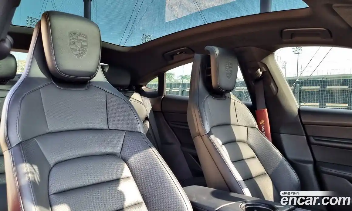 Porsche Taycan 2021 0.1 Автомат в Москве № 165885, фото 15