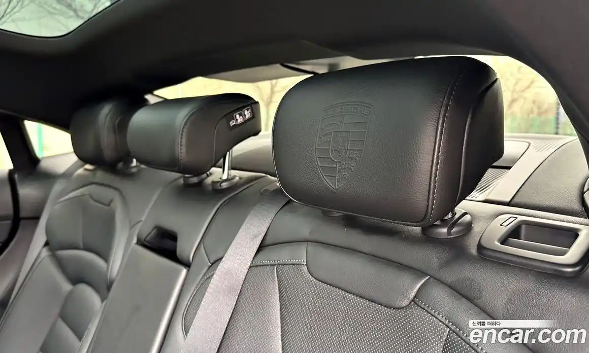 Porsche Taycan 2021 0.1 Автомат в Москве № 165885, фото 16