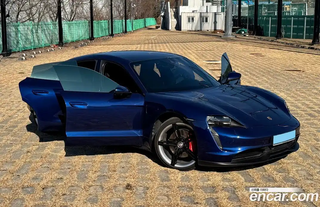 Porsche Taycan 2021 0.1 Автомат в Москве № 165885, фото 5