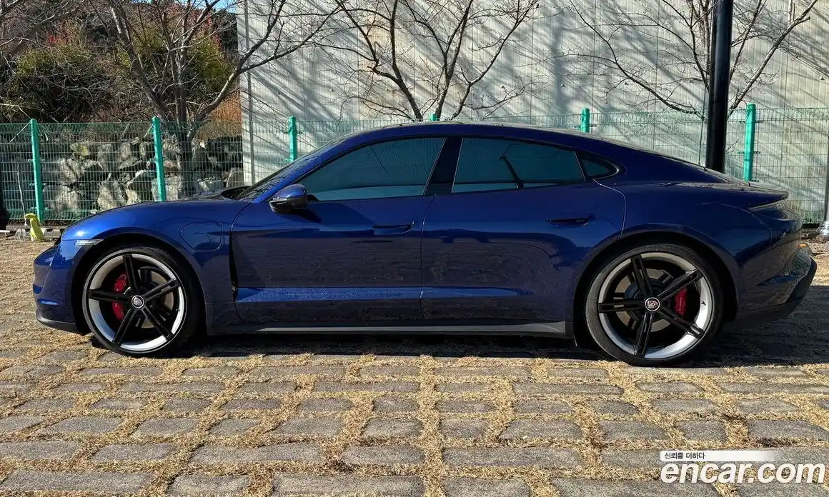 Porsche Taycan 2021 0.1 Автомат в Москве № 165885, фото 7