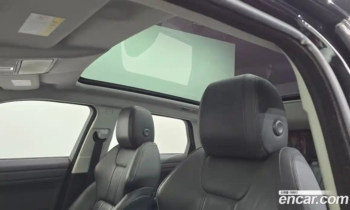 Land Rover Range-Rover Evoque 2017 2.0 Автомат в Москве № 166151, фото 17