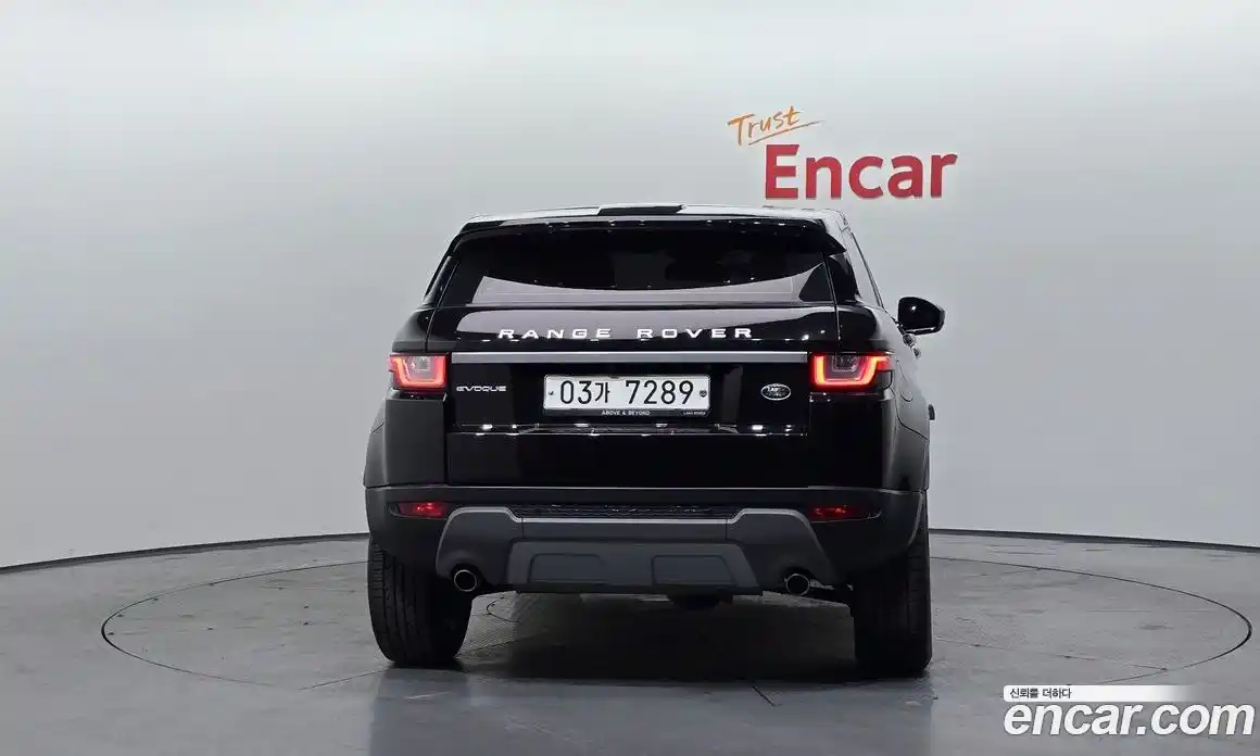 Land Rover Range-Rover Evoque 2017 2.0 Автомат в Москве № 166151, фото 6