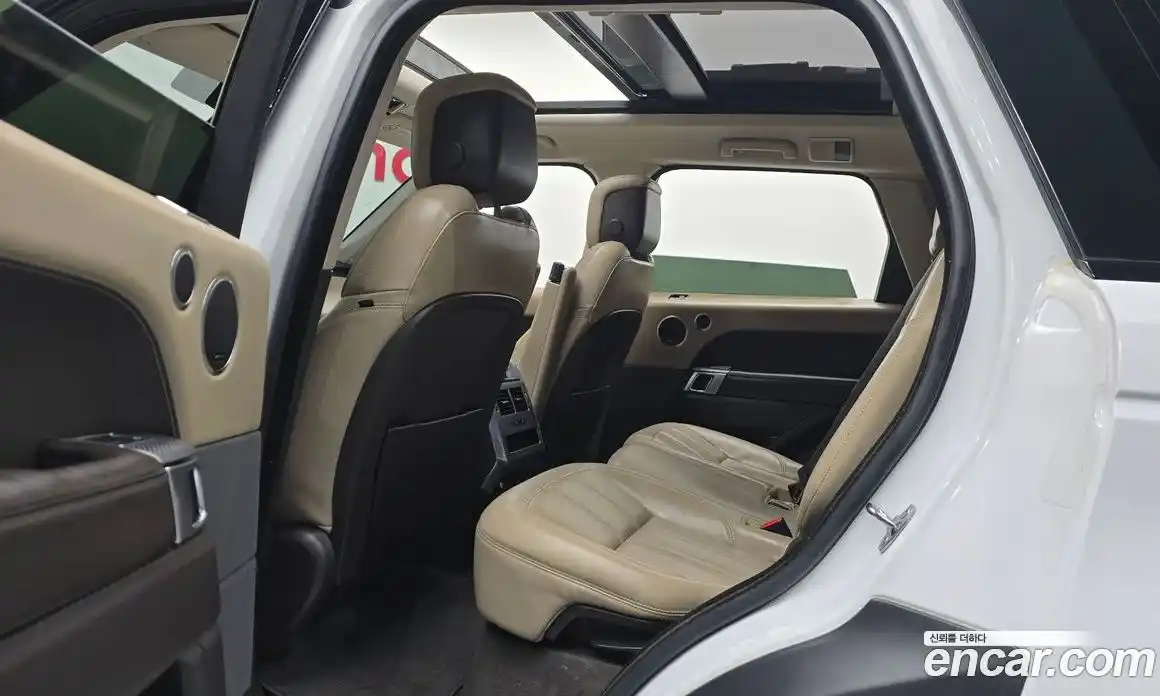 Land Rover Range-Rover Sport 2018 3.0 Автомат в Москве № 166264, фото 12