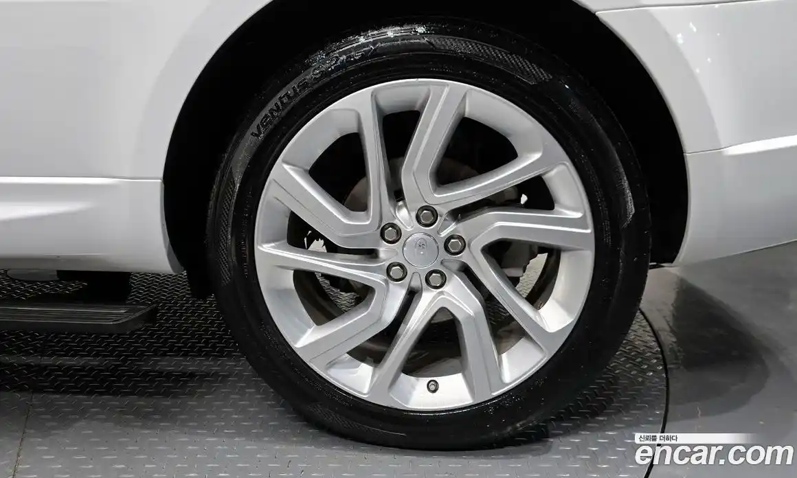 Land Rover Range-Rover Sport 2018 3.0 Автомат в Москве № 166264, фото 5