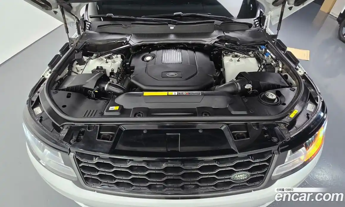 Land Rover Range-Rover Sport 2018 3.0 Автомат в Москве № 166264, фото 6