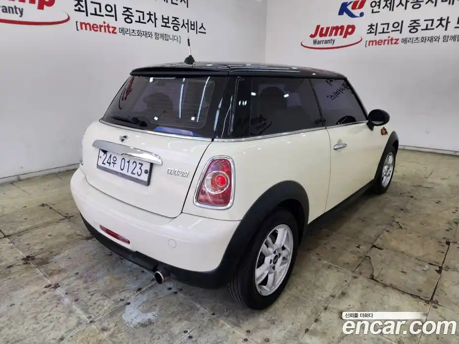 Mini Cooper 2013 1.6 Автомат в Москве № 167516, фото 4