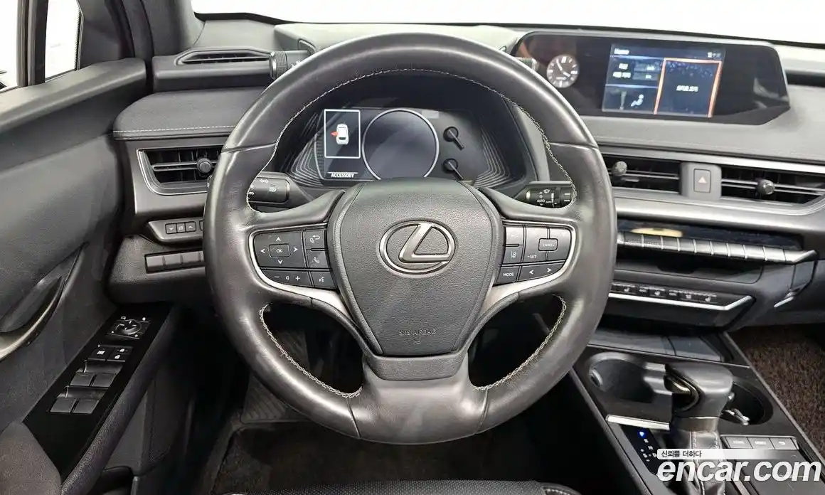 Lexus UX 2020 2.0 Автомат в Москве № 168006, фото 18