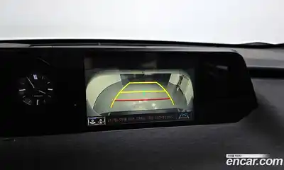 Lexus UX 2020 2.0 Автомат в Москве № 168006, миниатюра 3