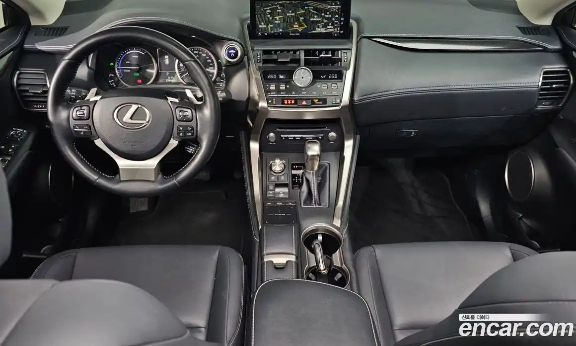 Lexus NX 2019 2.5 Автомат в Москве № 168183, фото 1