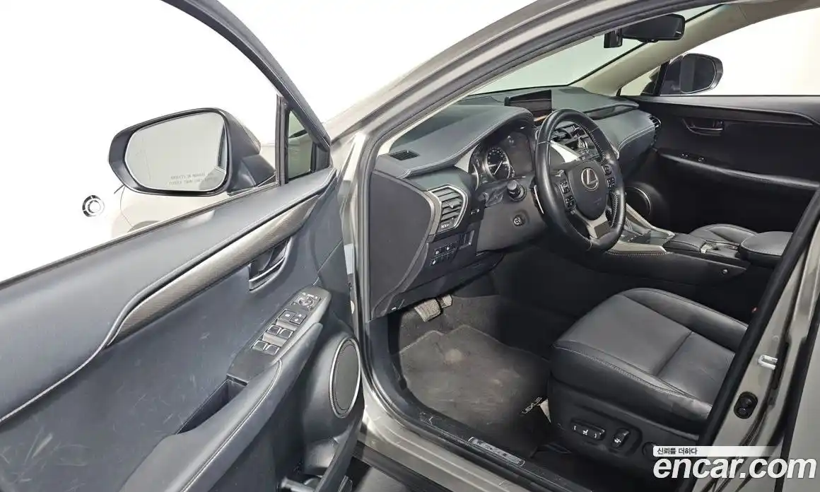 Lexus NX 2019 2.5 Автомат в Москве № 168183, фото 19