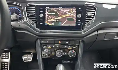 Volkswagen T-Roc 2021 2.0 Автомат в Москве № 168392, миниатюра 9