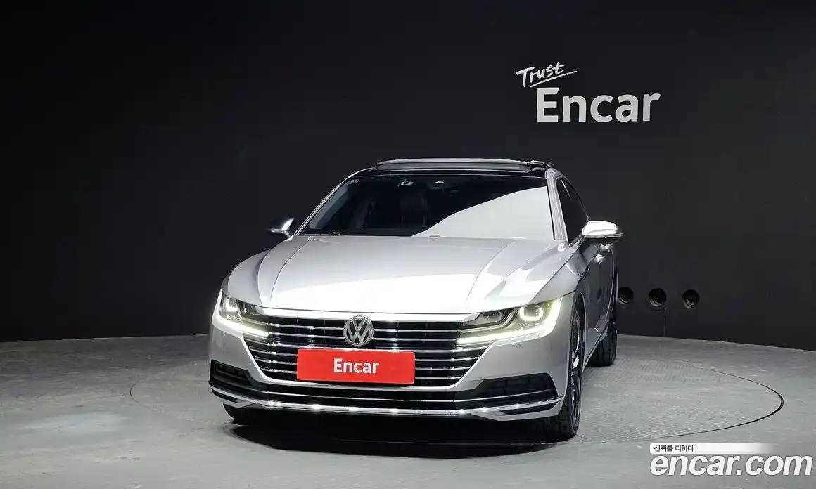 Volkswagen Arteon 2019 2.0 Автомат в Москве № 168918, фото 3