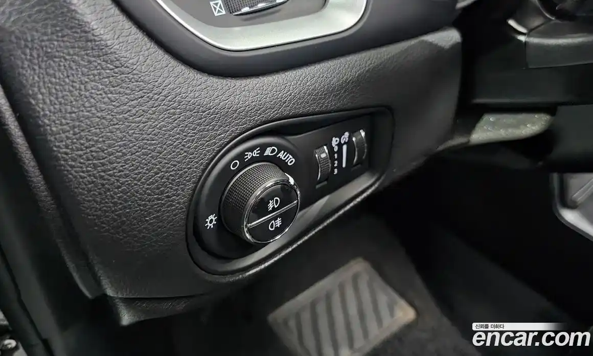 Jeep Renegade 2021 2.4 Автомат в Москве № 169447, фото 13