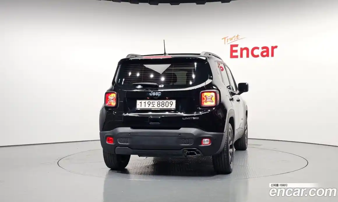 Jeep Renegade 2022 1.3 Автомат в Москве № 169457, фото 16