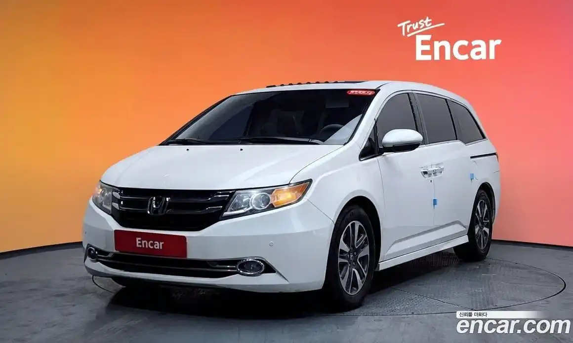 Honda Odyssey 2016 3.5 Автомат в Москве № 170665, фото 9