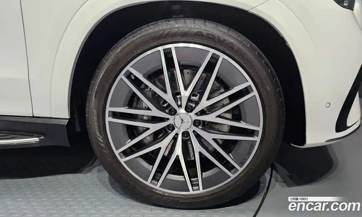 Mercedes-Benz GLE-Class 2024 3.0 Автомат в Москве № 171584, фото 5