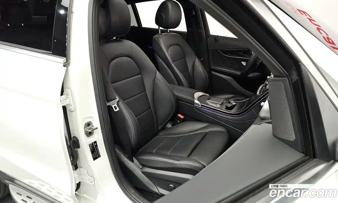 Mercedes-Benz GLC-Class 2023 2.0 Автомат в Москве № 176447, фото 3