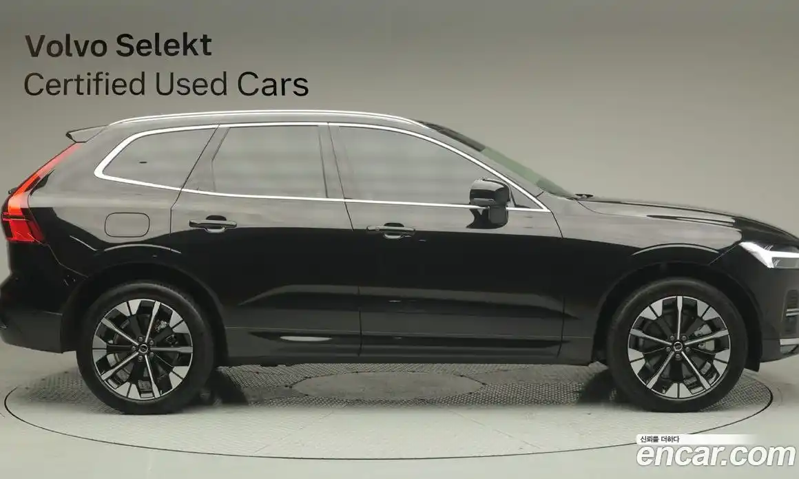 Volvo XC60 2026 2.0 Автомат в Москве № 176997, фото 4