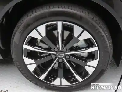 Volvo XC60 2026 2.0 Автомат в Москве № 176997, миниатюра 5