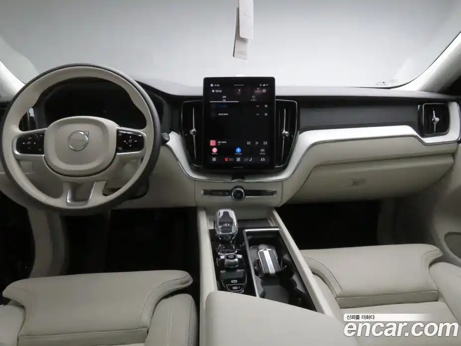 Volvo XC60 2026 2.0 Автомат в Москве № 176997, фото 7